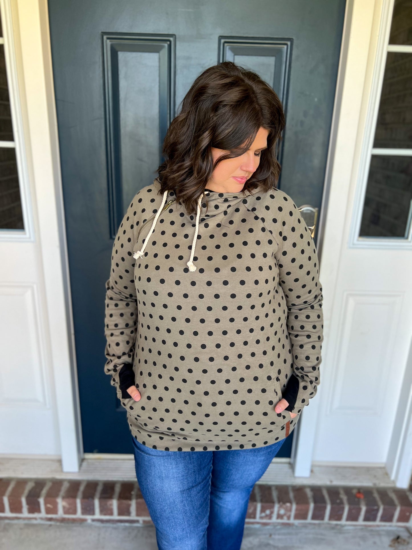 New! Ampersand Ave Midnight Kiss Doublehood Sweatshirt