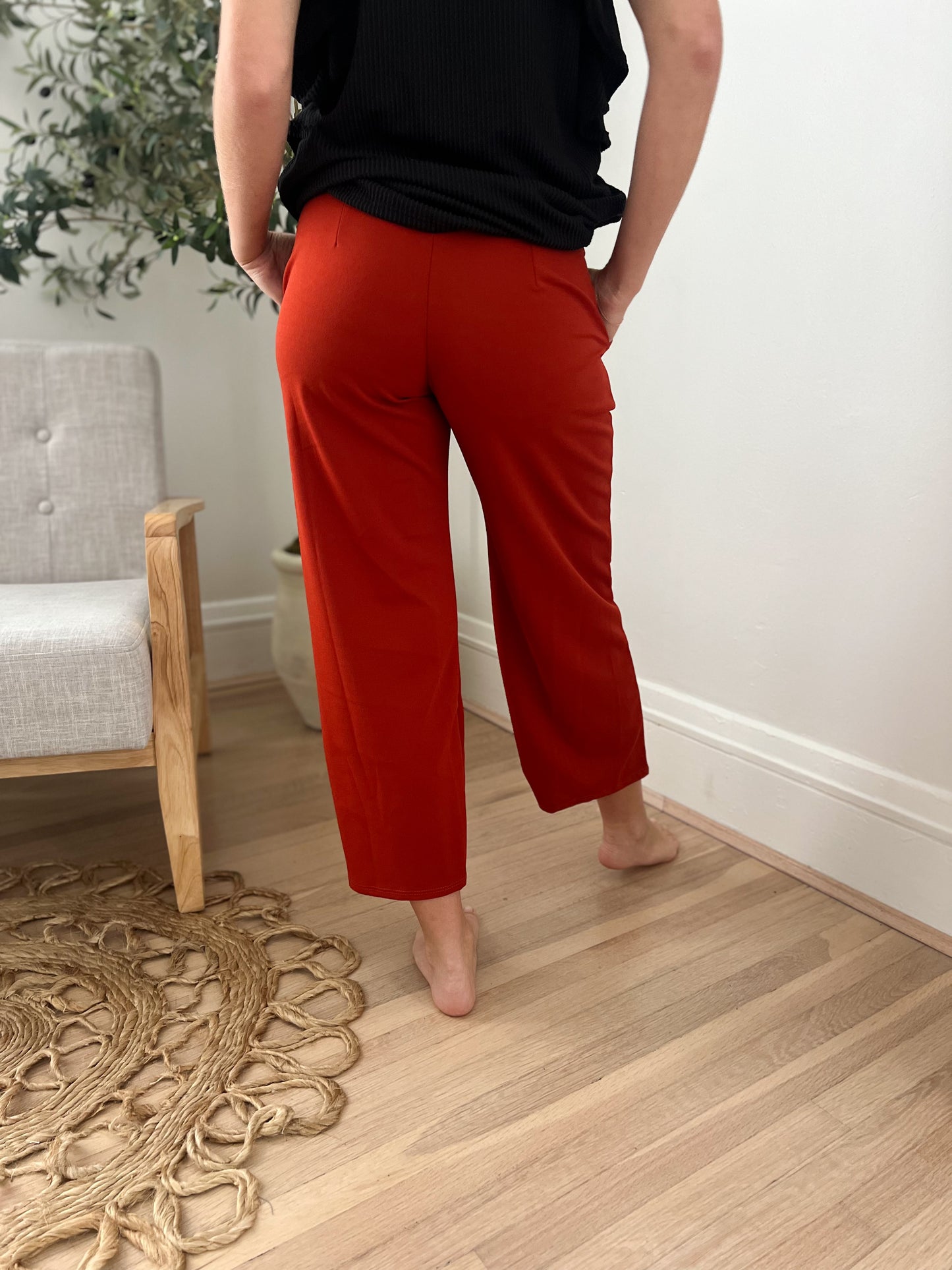 New! Lucy Wide Leg Stretchy Crop Pants - Rust