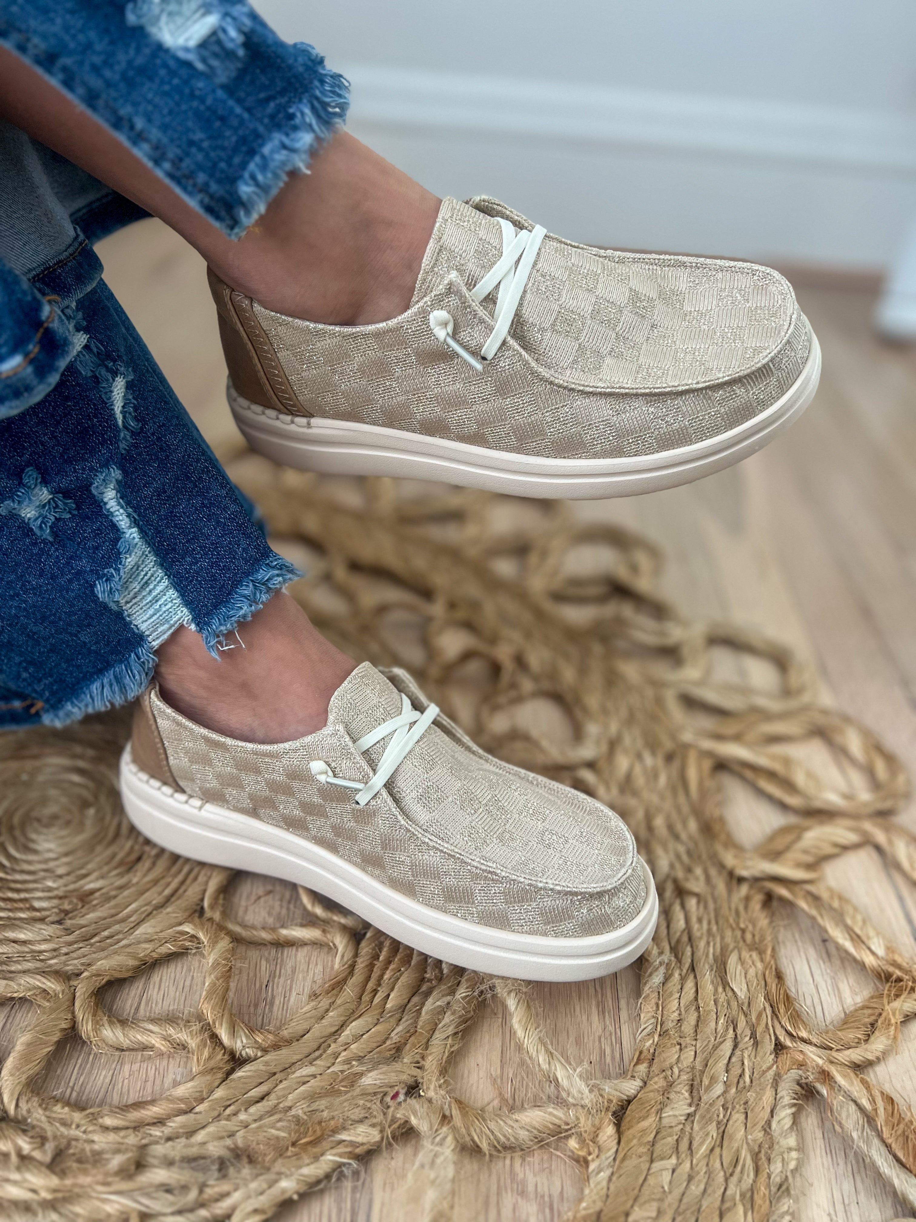 Corkys Kayak - Champagne Check