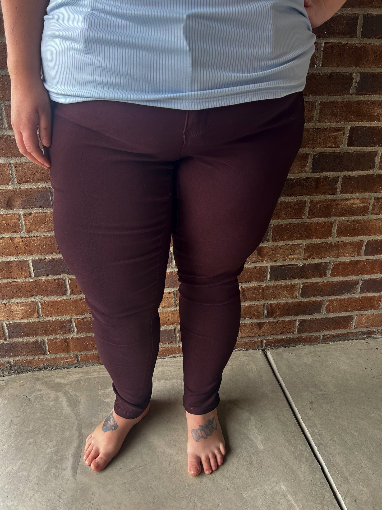 Hyperstretch Skinny Jeans - Dark Berry