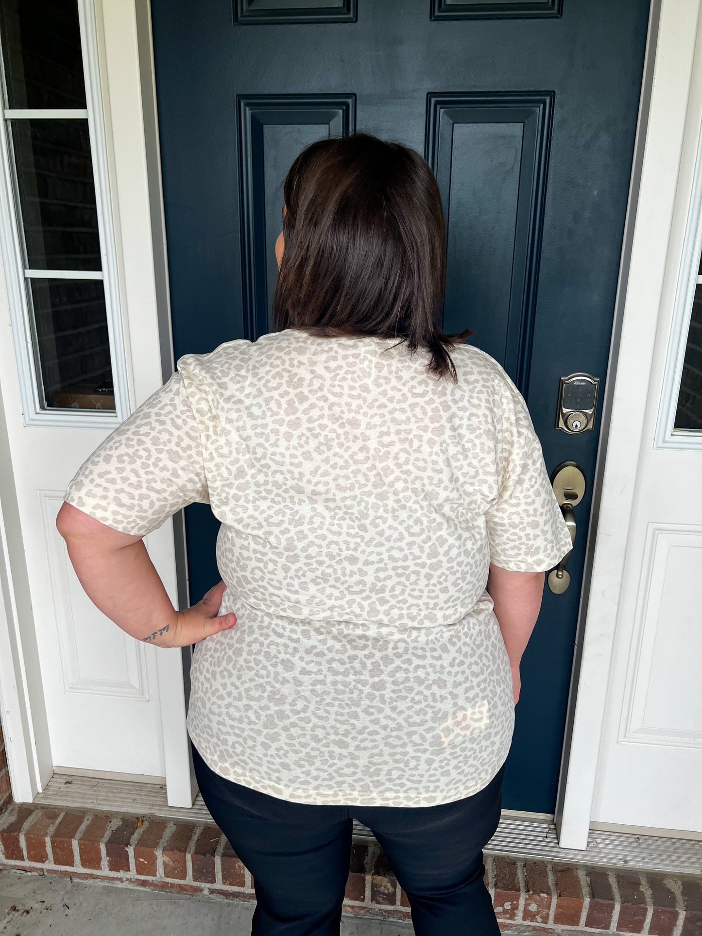 Mama Leopard Tee