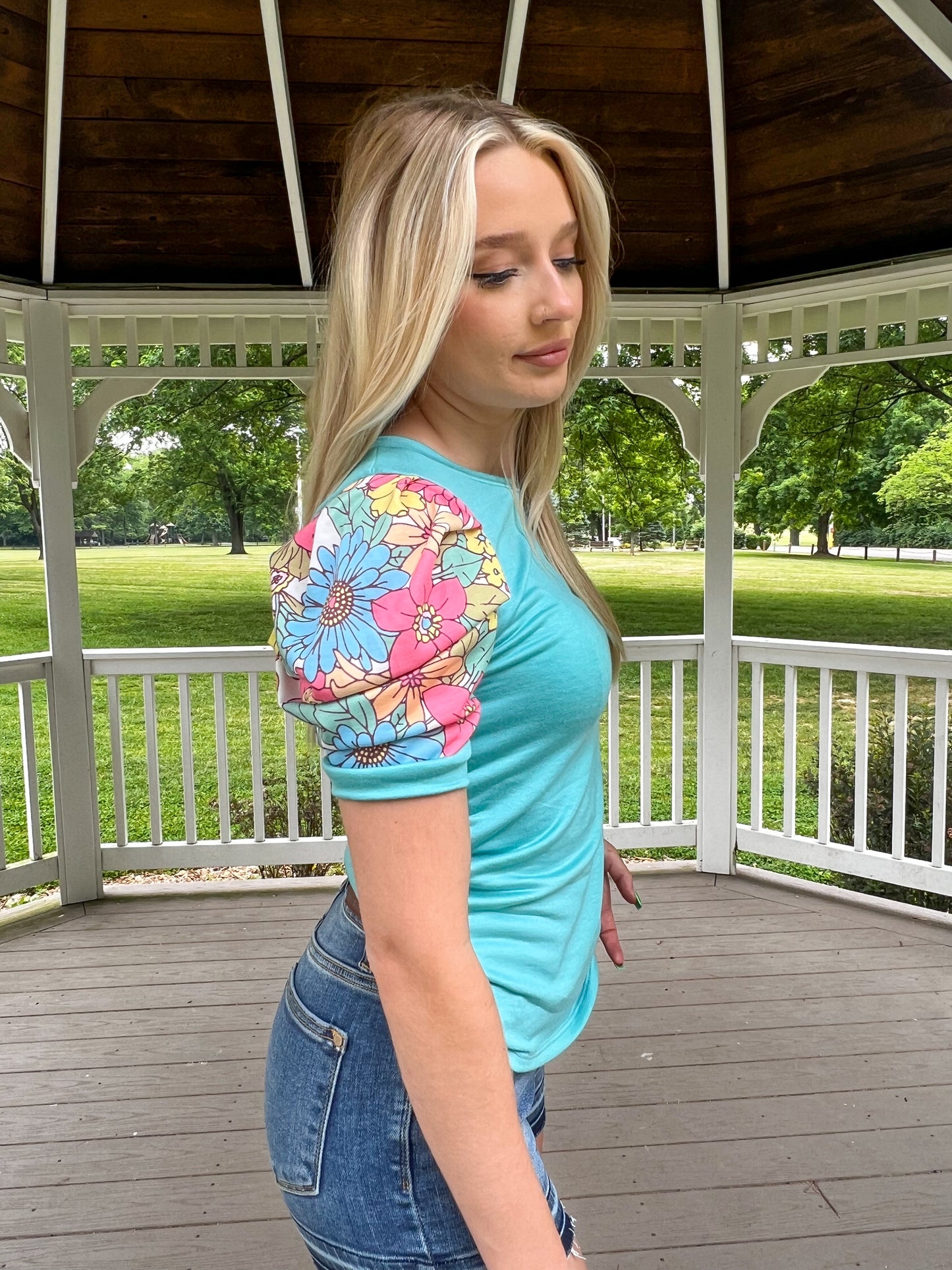 Got It Right Turquoise Floral Puff Sleeve Top