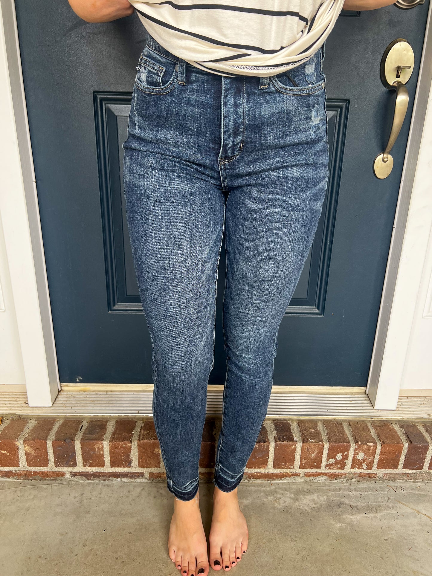 Judy Blue Kate Tummy Control Skinny Jeans