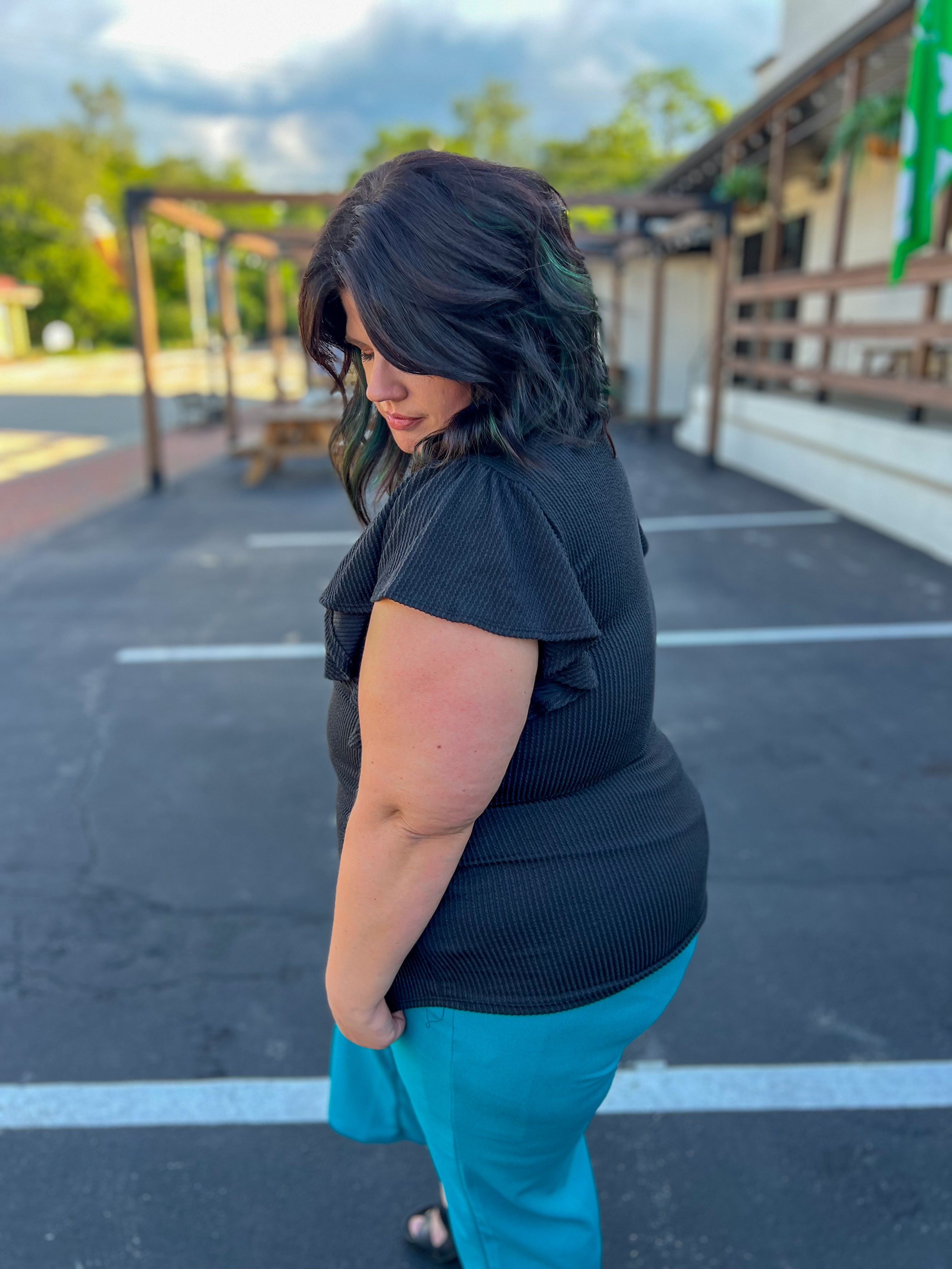 Alana Ruffle Sleeve Top - Black