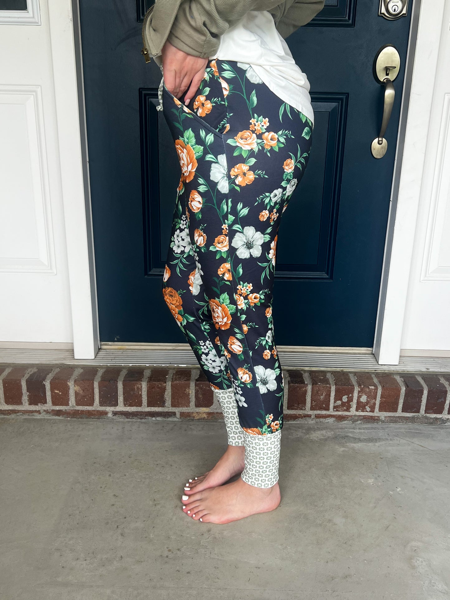 Ampersand Ave Love Like Wildflowers Joggers