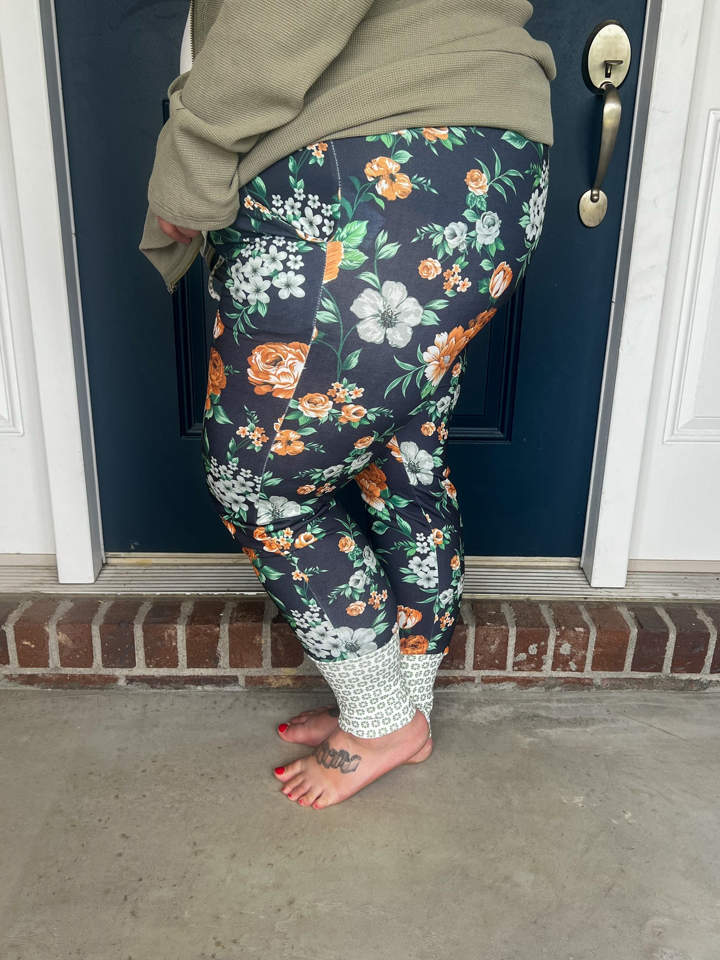 Ampersand Ave Love Like Wildflowers Joggers