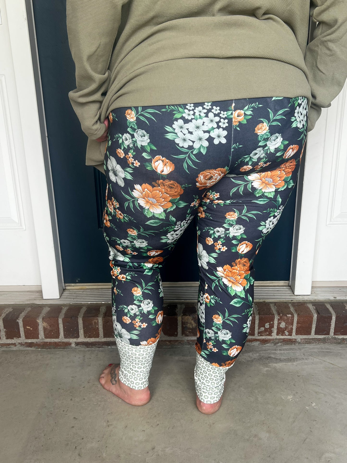 Ampersand Ave Love Like Wildflowers Joggers