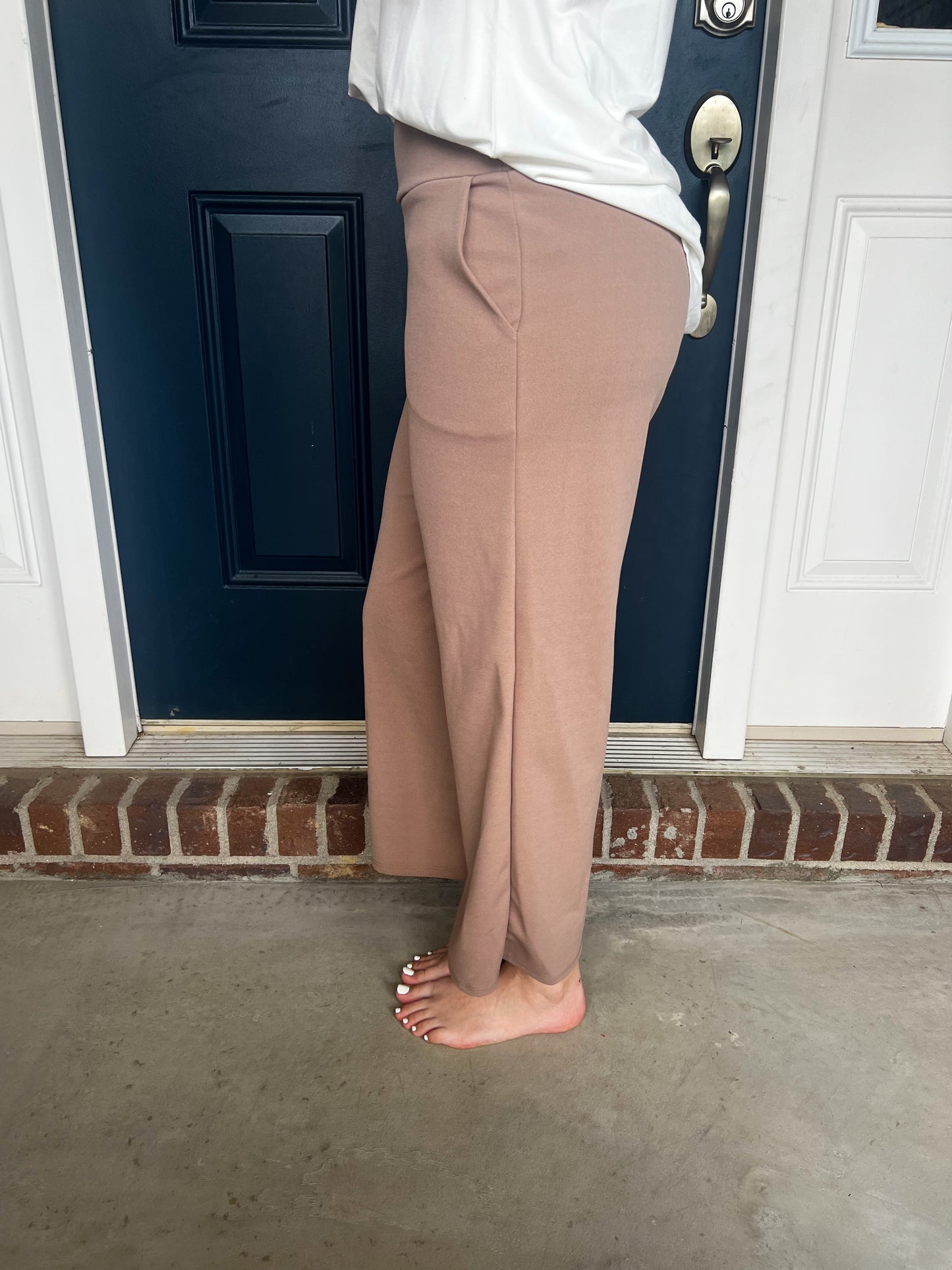Lucy Wide Leg Stretchy Crop Pants - Mocha
