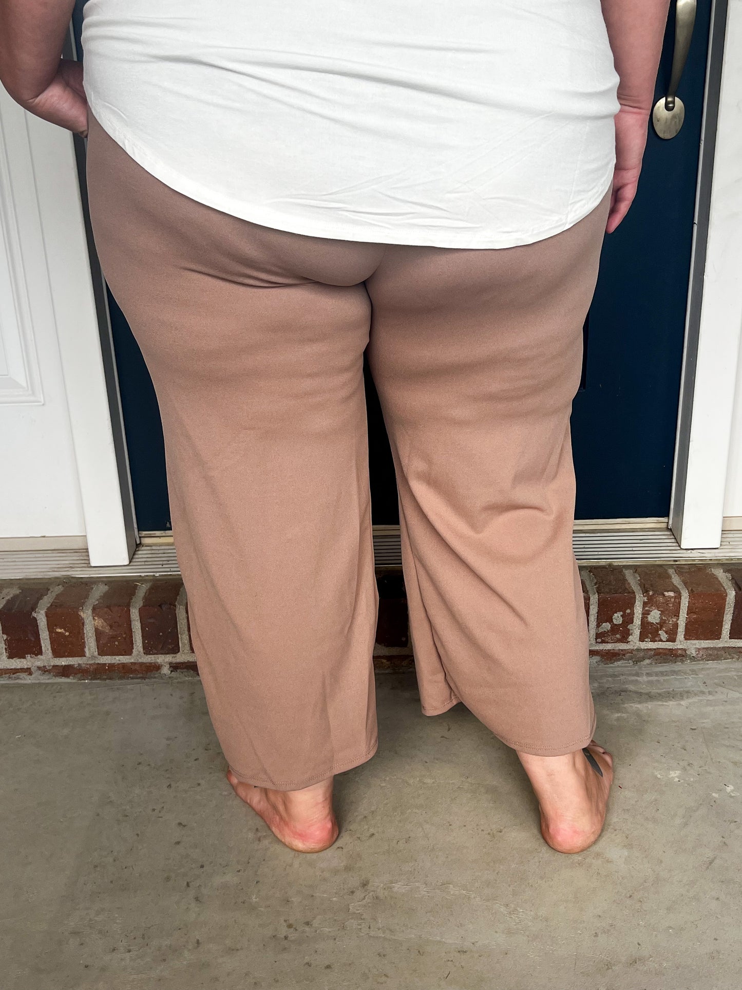 Lucy Wide Leg Stretchy Crop Pants - Mocha