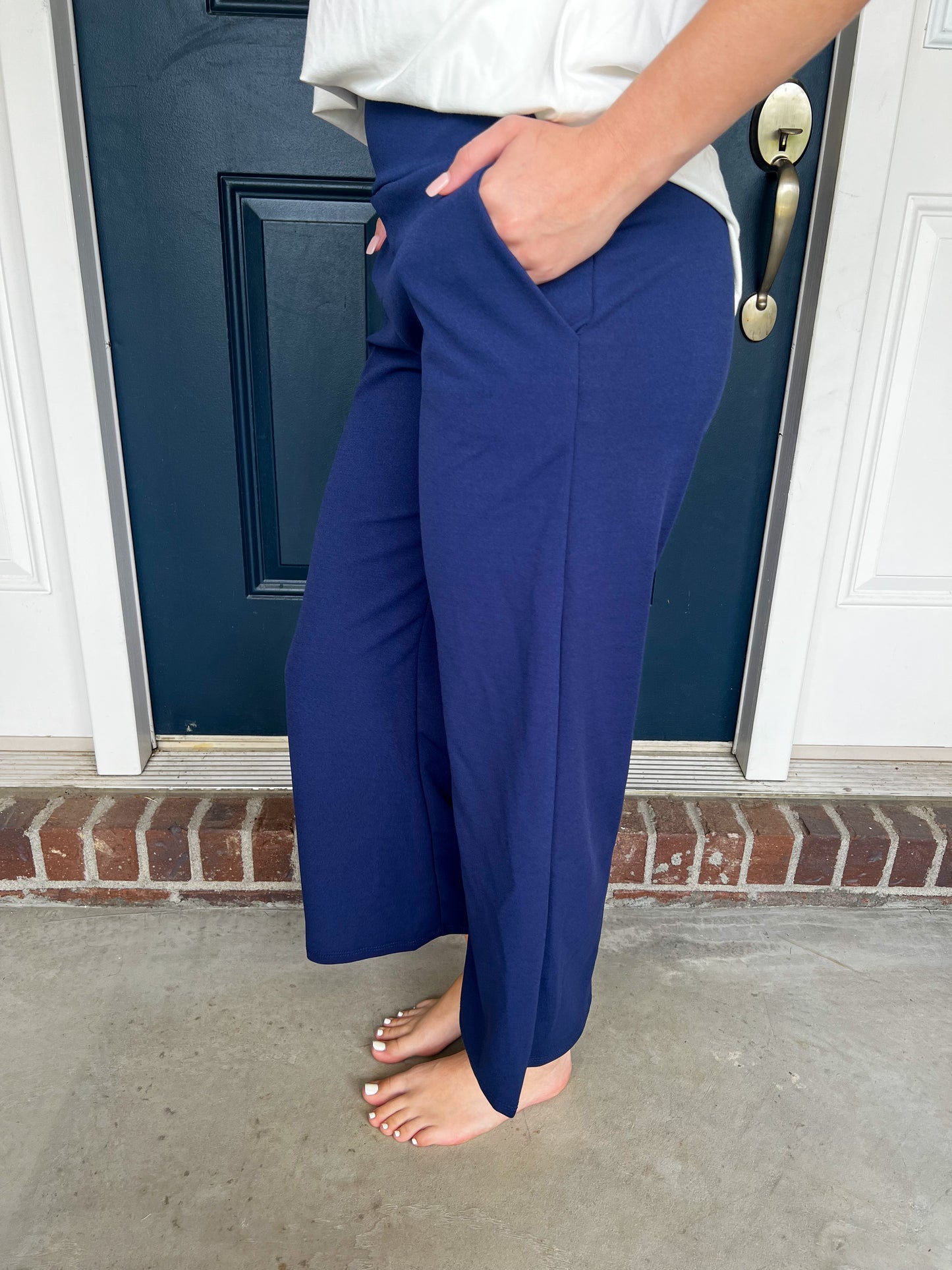 Lucy Wide Leg Stretchy Crop Pants - Navy