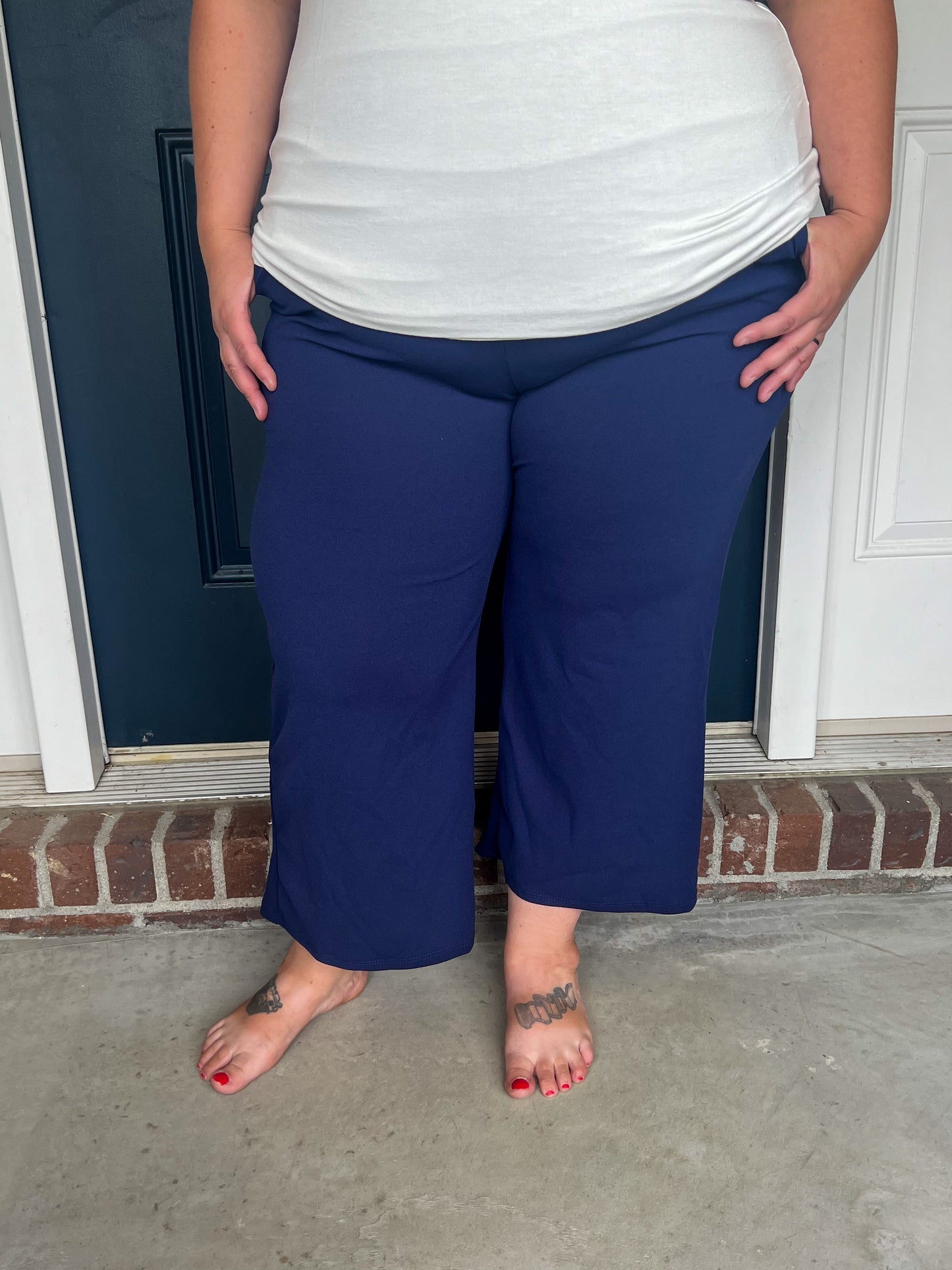 Lucy Wide Leg Stretchy Crop Pants - Navy