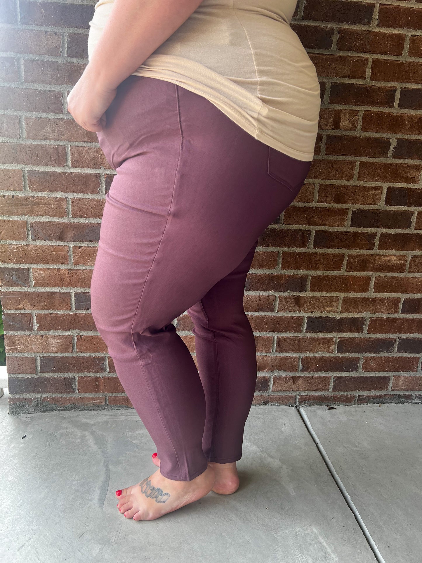 New! Hyperstretch Skinny Jeans - Sangria