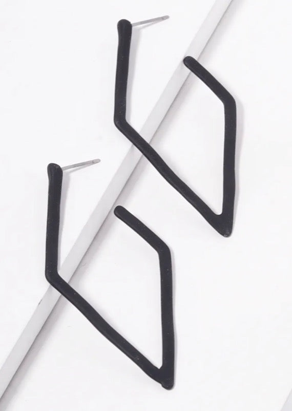New! Black Diamond Cutout Earrings
