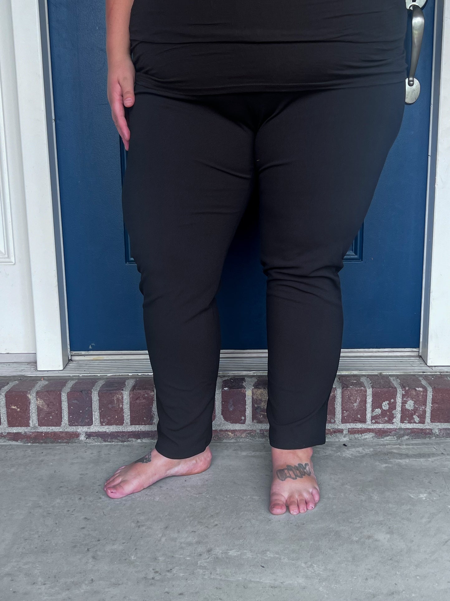 New! Lara Stretchy Straight Leg Ankle Pants - Black