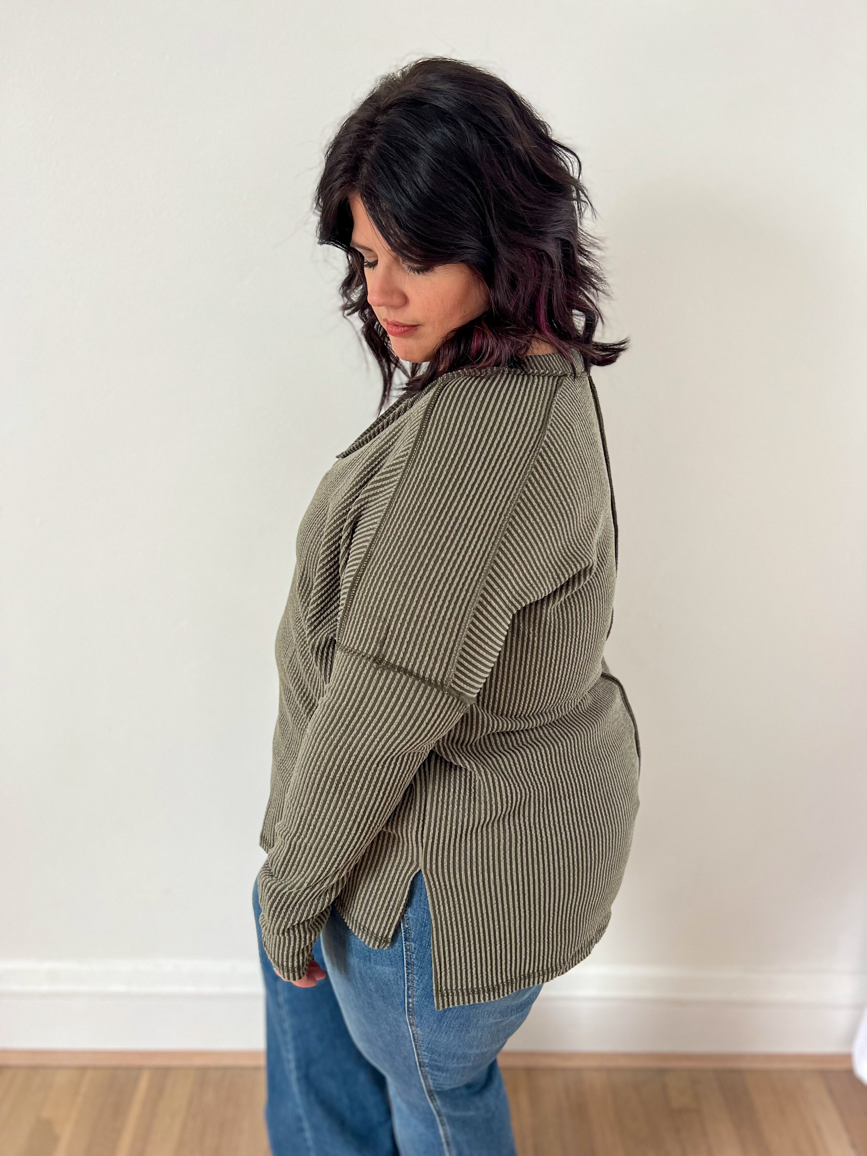 DOORBUSTER Khole V-neck Top - Olive