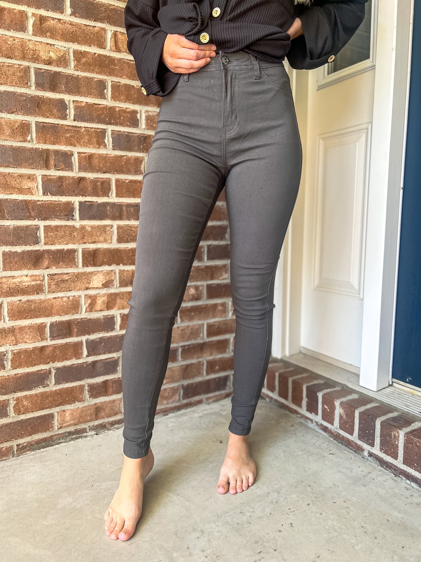 DOORBUSTER Gray Stretchy Skinny Jeans