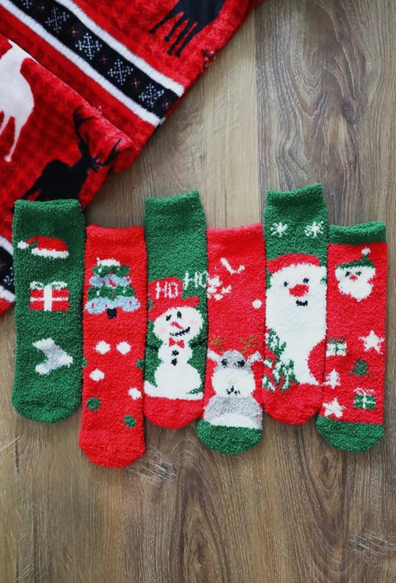 DOORBUSTER Fuzzy Christmas Socks