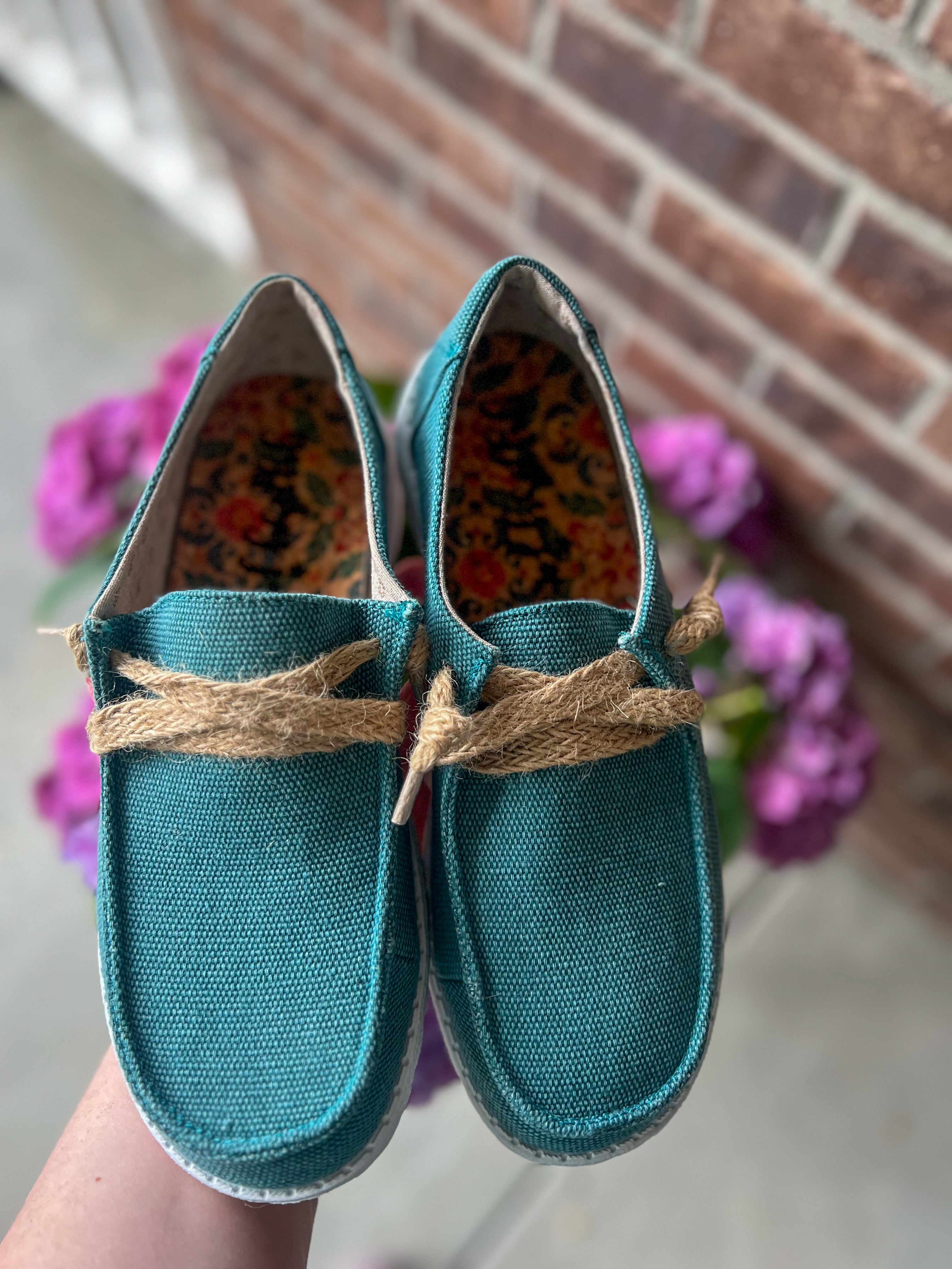 Gypsy Jazz Kayla Turquoise Slip-on Sneakers