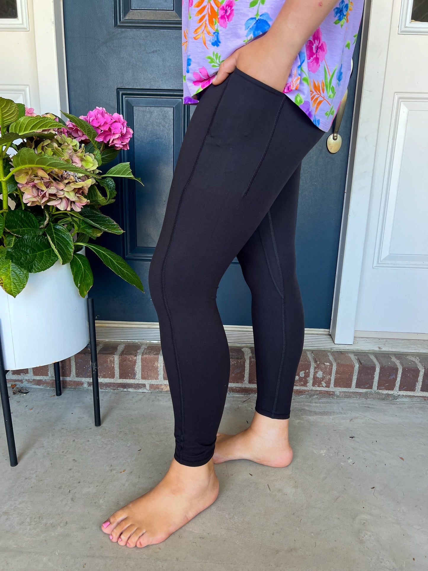 Black Buttery Soft Pocket Leggings