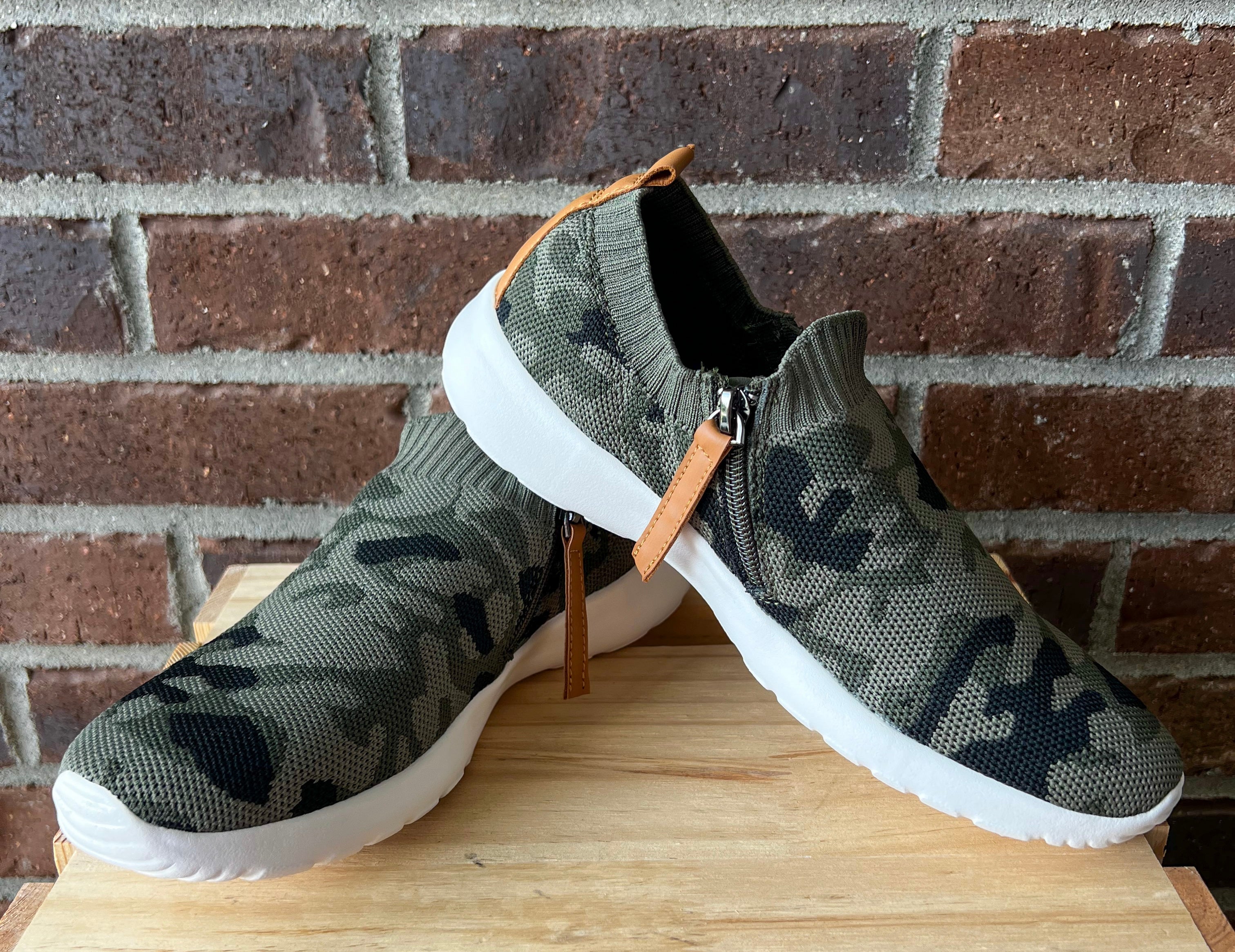 Very G Camo Sprinter Sneaker