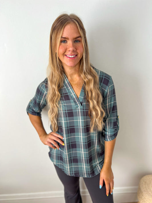 New! Jamie Plaid 3/4 Sleeve Top