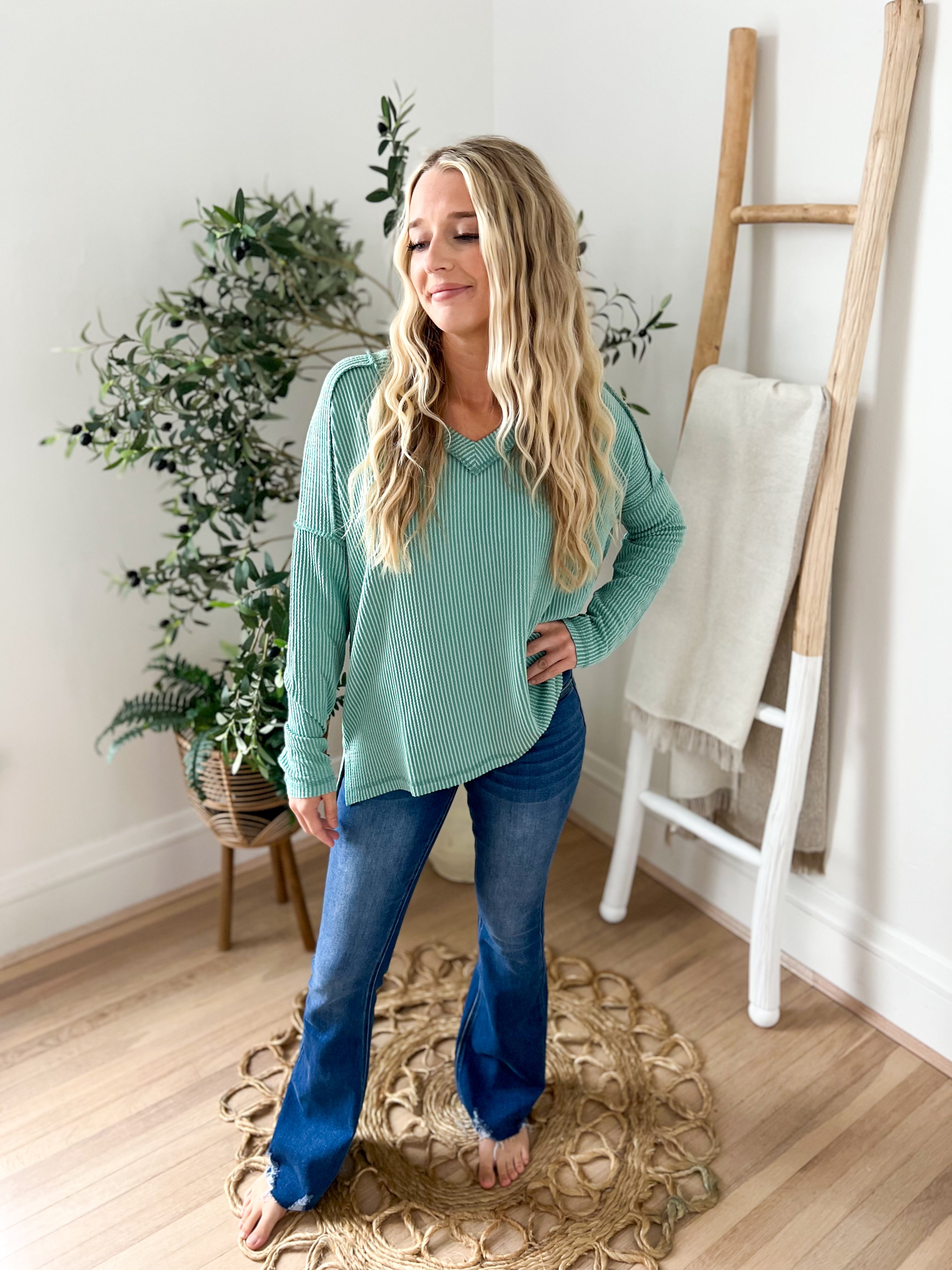 DOORBUSTER Khole V-neck Top - Mint