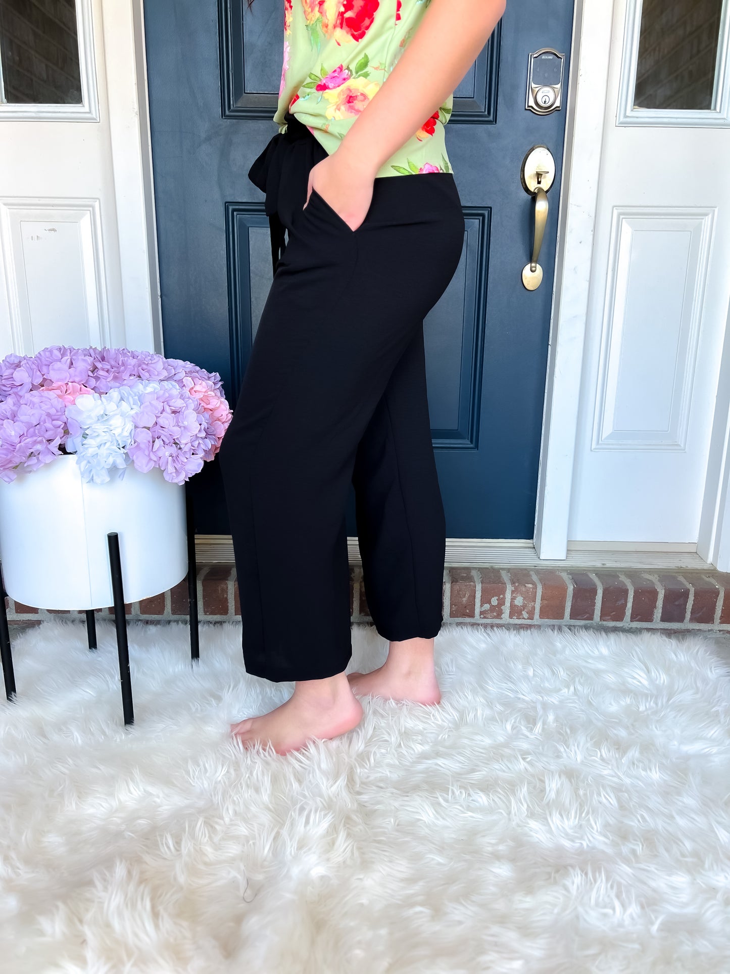 New! Black Wide Leg Pants with Pockets