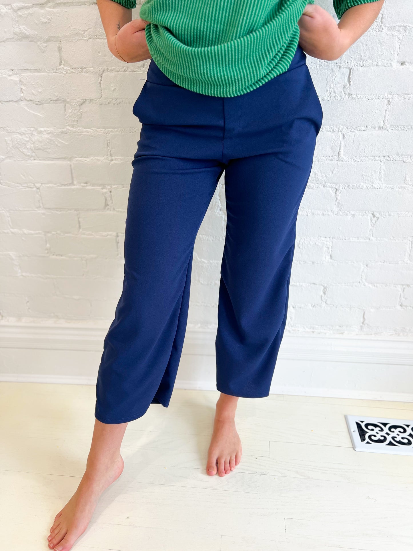 PREORDER New! Lucy Wide Leg Stretchy Crop Pants - Navy