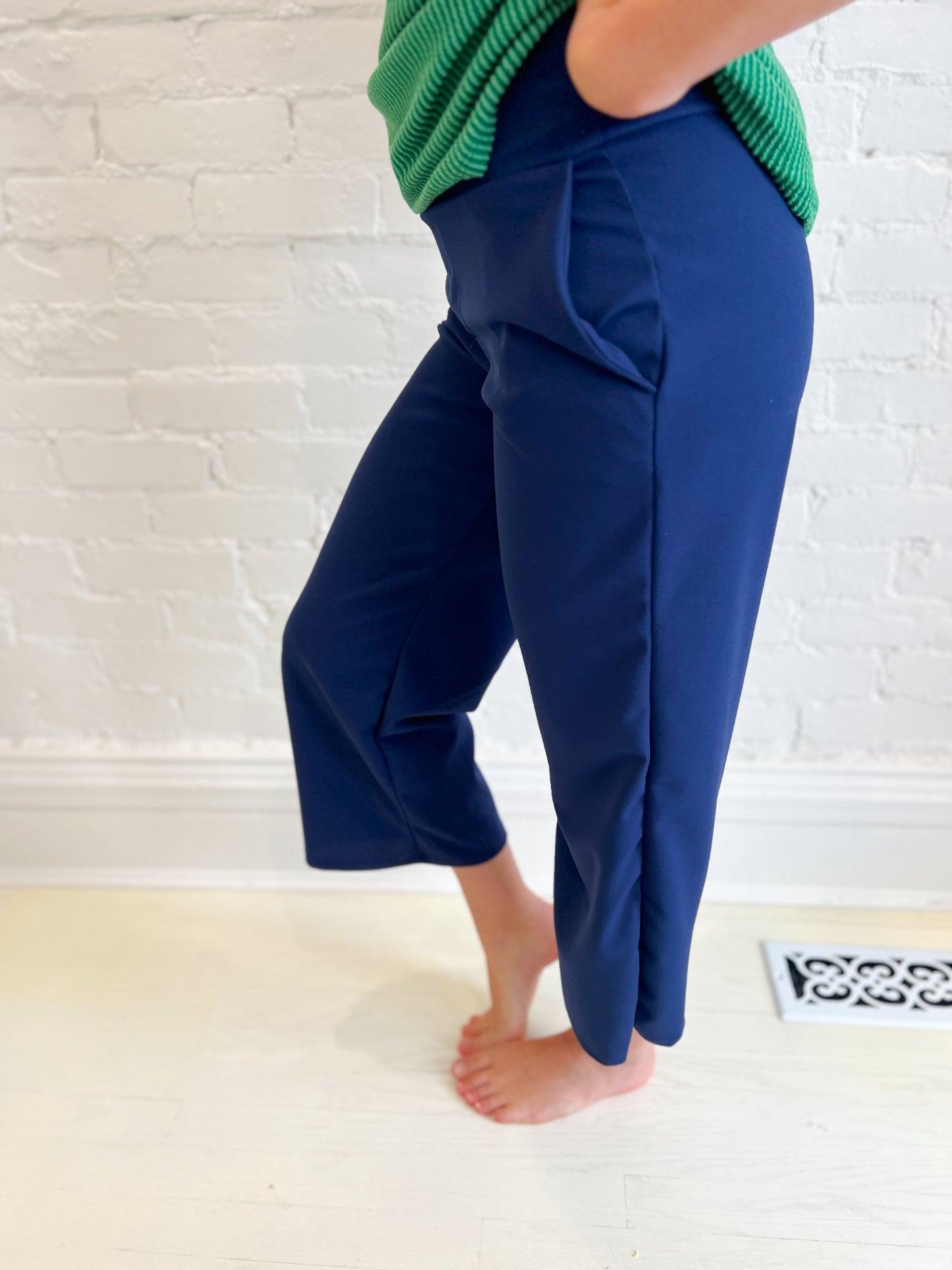 PREORDER New! Lucy Wide Leg Stretchy Crop Pants - Navy