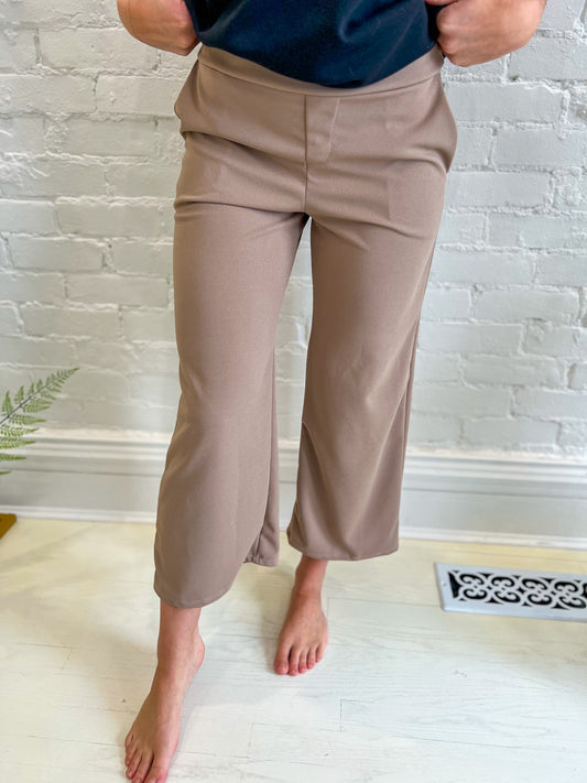 New! Lucy Wide Leg Stretchy Crop Pants - Mocha