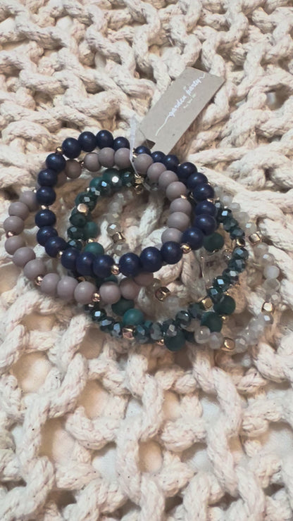 DOORBUSTER Beaded Bracelet Set