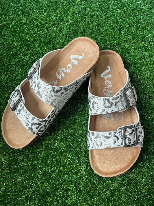 Very G Aries Cream Leopard Sandals